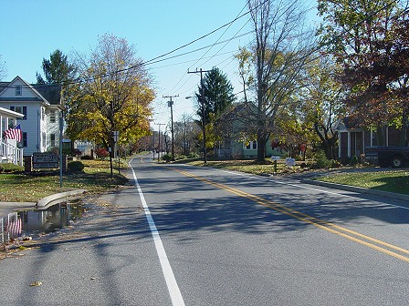 Cedar Road near bank facing east